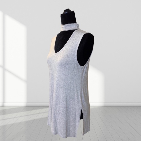 🌼3/$15🌼 Sleeveless top size: Large - Picture 4 of 7